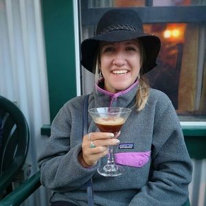 Meet your Posher, Caleigh